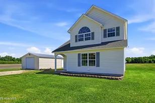 380 Swinson Rd, Maple Hill, NC 28454 - Photo 2