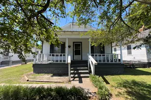 702 W Walnut St, Goldsboro, NC 27530 - Photo 1