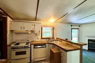 648 Old Church Rd, Swansboro, NC 28584 - Photo 24