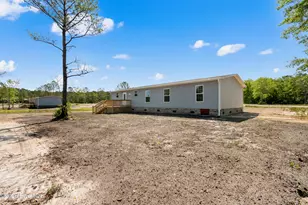 6812 Lewis Dr SE, Winnabow, NC 28479 - Photo 4