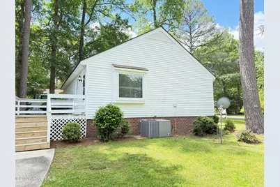 209 Oak Forest Drive NW, Rocky Mount, NC 27803 - Photo 4