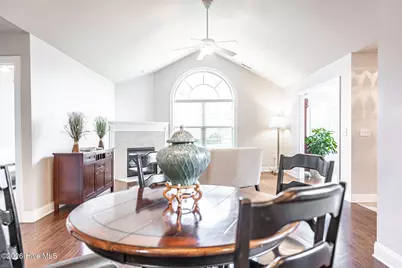 107 W Chelsea Court, Southern Pines, NC 28387 - Photo 10