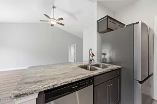 119 Cottle Ct, Richlands, NC 28574 - Photo 34