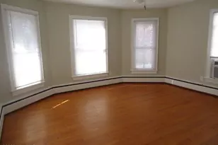 702 W Main St, Elizabeth City, NC 27909 - Photo 2