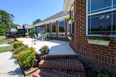 5711 Sloop Court, New Bern, NC 28560 - Photo 28