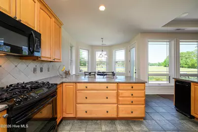 5711 Sloop Court, New Bern, NC 28560 - Photo 20