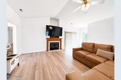 401 Fairmont Lane, Jacksonville, NC 28540 - Photo 12