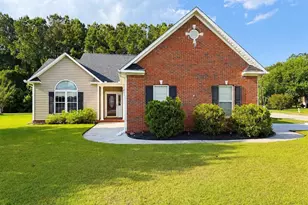 401 Fairmont Ln, Jacksonville, NC 28540 - Photo 1