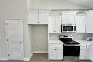 308 Creeks Edge Dr, Pikeville, NC 27863 - Photo 6