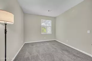 733 Bragg Dr, Wilmington, NC 28412 - Photo 12