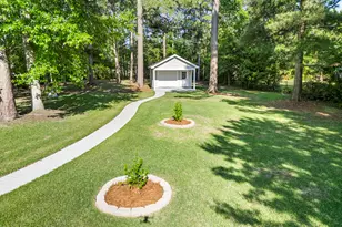 208 Mulligan Dr, Swansboro, NC 28584 - Photo 6