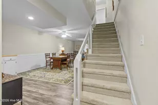 101 Quarterdeck Townhouses, New Bern, NC 28562 - Photo 2
