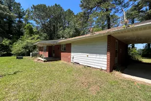 9343 North Carolina 131 Hwy, Bladenboro, NC 28320 - Photo 4