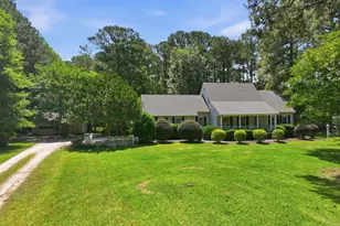 120 Plantation Dr, Swansboro, NC 28584 - Photo 2