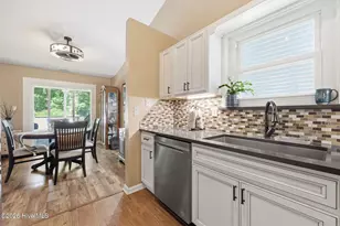 2916 Mandy Ln, Morehead City, NC 28557 - Photo 12