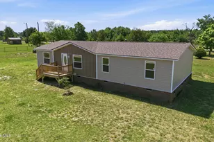 169 Adams Cir, Candor, NC 27229 - Photo 2