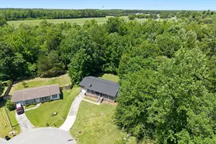 214 Carolina Dr, Jacksonville, NC 28546 - Photo 34