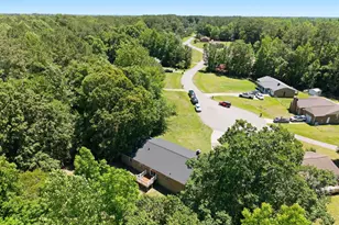 214 Carolina Dr, Jacksonville, NC 28546 - Photo 36