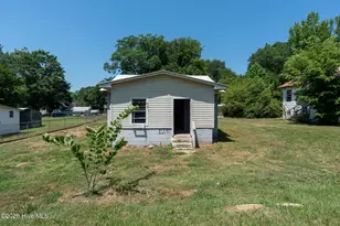 125 Garrett St, Rockingham, NC 28379 - Photo 2