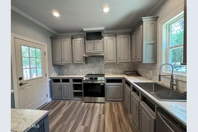142 Redwood Road, Boiling Spring Lakes, NC 28461 - Photo 10
