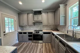 142 Redwood Rd, Boiling Spring Lakes, NC 28461 - Photo 10
