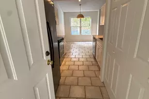 136 Kensington Wy, Aberdeen, NC 28315 - Photo 4
