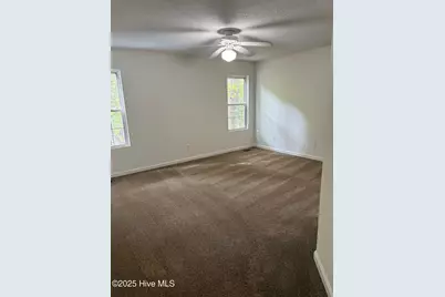 136 Kensington Way, Aberdeen, NC 28315 - Photo 14