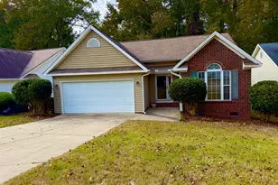 136 Kensington Wy, Aberdeen, NC 28315 - Photo 1