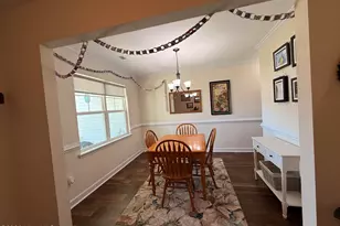 305 Agatha Ct, Jacksonville, NC 28540 - Photo 4