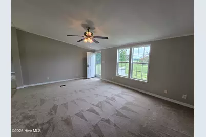 293 S Currituck Road, Currituck, NC 27929 - Photo 2