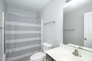 804 Canvas Ct, Swansboro, NC 28584 - Photo 16