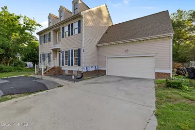 212 N Marion Drive, Goldsboro, NC 27534 - Photo 2