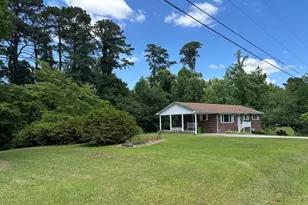 312 Neuse Cliffs Rd, New Bern, NC 28560 - Photo 6
