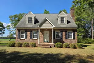 2558 Old Lumberton Rd, Whiteville, NC 28472 - Photo 2