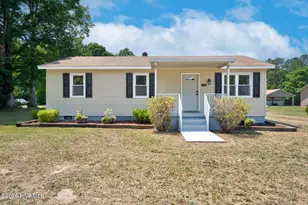 9932 Straight Gate Rd, Whitakers, NC 27891 - Photo 2