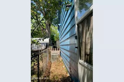 303 E 11th Street, Washington, NC 27889 - Photo 90