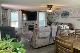 303 E 11th St, Washington, NC 27889 - Photo 16