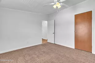 213 S Winchester Ln, Hubert, NC 28539 - Photo 12