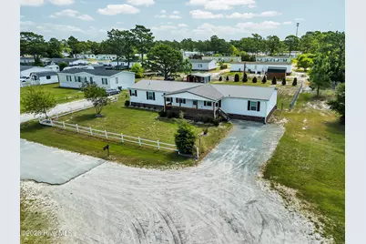 213 S Winchester Lane, Hubert, NC 28539 - Photo 6