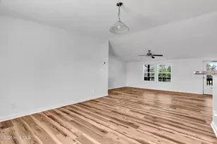 213 S Winchester Ln, Hubert, NC 28539 - Photo 18