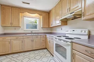 202 Tower Dr, Jacksonville, NC 28546 - Photo 16
