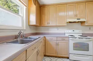 202 Tower Dr, Jacksonville, NC 28546 - Photo 18