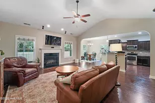 134 Mittams Point Dr, Jacksonville, NC 28546 - Photo 12