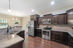 134 Mittams Point Dr, Jacksonville, NC 28546 - Photo 16