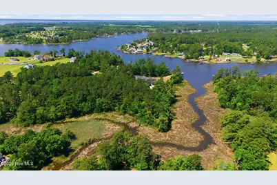 292 Southern Plantation Drive S, Oriental, NC 28571 - Photo 16