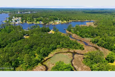 292 Southern Plantation Drive S, Oriental, NC 28571 - Photo 14