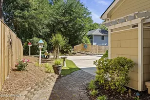 417 Holly St, Emerald Isle, NC 28594 - Photo 52
