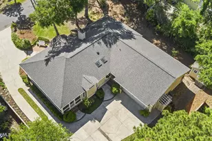 417 Holly St, Emerald Isle, NC 28594 - Photo 4