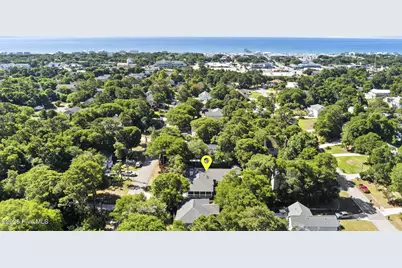 417 Holly Street, Emerald Isle, NC 28594 - Photo 10