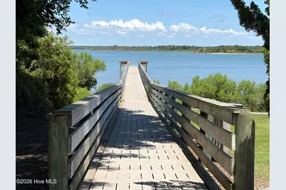 417 Holly Street, Emerald Isle, NC 28594 - Photo 6